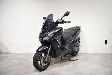 Aprilia SXR 50 | BROM | 2021 | 17800km beschikbaar voor biedingen