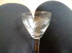 Puntgaaf geslepen wijnglas met 3 korenaren, Antiek en Kunst, Antiek | Glas en Kristal, Ophalen of Verzenden