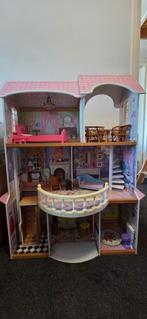 Barbiehuis / poppenhuis / Barbievilla, Ophalen, Gebruikt, Poppenhuis