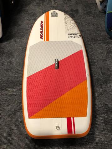 Naish Hover 170L Inflatable Foil Board beschikbaar voor biedingen