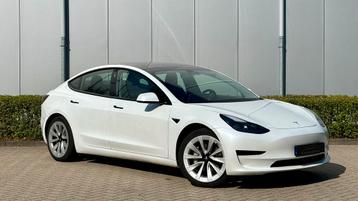 Tesla Model 3 2021 / Facelift / Warmtepomp / Draagarmen verv beschikbaar voor biedingen