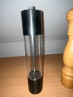 Pepermolen en zoutmolen set, Ophalen of Verzenden, Gebruikt, Kunststof, Los bestek