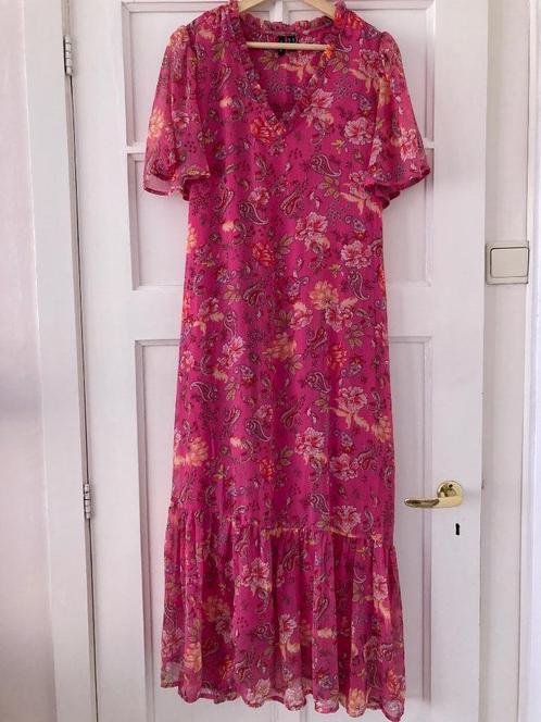 Maxi jurk van Zara - maat XL (valt klein), Kleding | Dames, Jurken, Zo goed als nieuw, Maat 46/48 (XL) of groter, Roze, Onder de knie