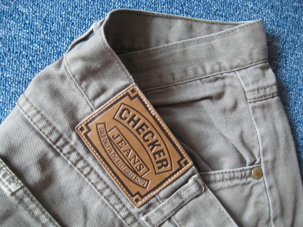 Checker jeans beige maat 31, Overige kleuren, W32 (confectie 46) of kleiner, Ophalen of Verzenden, Checker