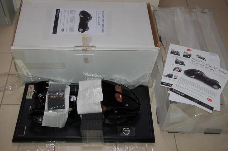 1:8 BUGATTI 57 SC ATLANTIC NOIRE Amalgam collection WRH, Hobby en Vrije tijd, Modelauto's | 1:5 tot 1:12, Zo goed als nieuw, Auto