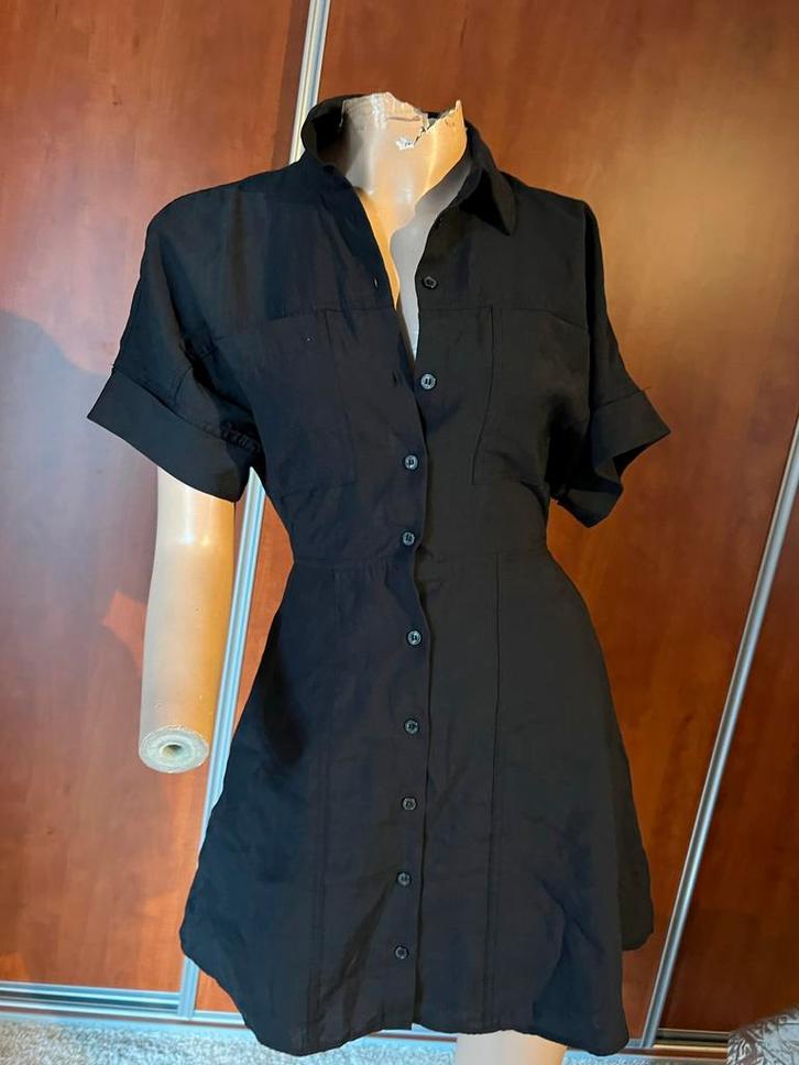ZARA jurk maat xS ZGAN, Kleding | Dames, Jurken, Zo goed als nieuw, Maat 34 (XS) of kleiner, Zwart, Boven de knie, Ophalen of Verzenden