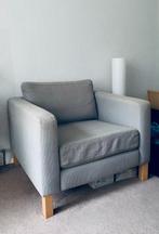 IKEA Karlstad fauteuil – lichtgrijs - goede staat, Huis en Inrichting, Ophalen, Hout, 75 tot 100 cm, Zo goed als nieuw