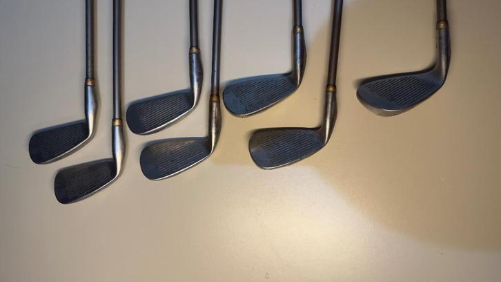 Cobra snake Bite - Lady Cobra (2 maanden oude grips), Sport en Fitness, Golf, Gebruikt, Set, Overige merken, Ophalen of Verzenden