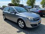 Opel Astra 1.6 Sport AIRCO|CRUISECON.|TREKH.|, Auto's, Opel, 1165 kg, Origineel Nederlands, Te koop, Zilver of Grijs