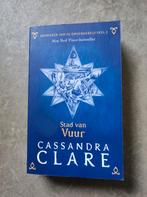 Cassandra Clare - stad van vuur, Boeken, Ophalen of Verzenden, Gelezen