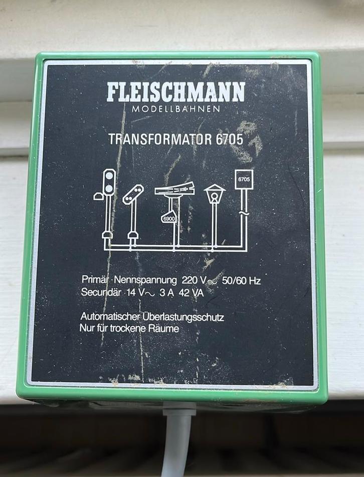 Fleischmann transformator 6705, Hobby en Vrije tijd, Modeltreinen | H0, Transformator of Voeding, Gelijkstroom, Fleischmann, Ophalen of Verzenden