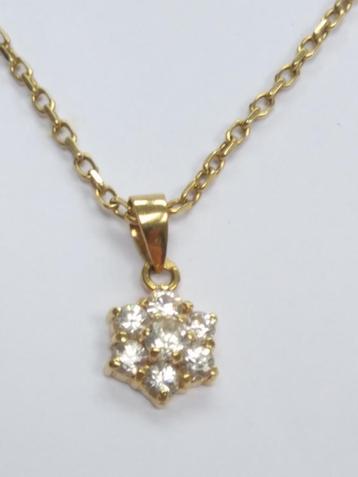 gouden KETTING 51 cm + HANGER bezet met 7  Briljanten beschikbaar voor biedingen