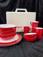 Mepal Camping servies rood, Overige materialen, Geen idee, Ophalen of Verzenden, Bord(en)