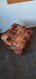 Leuke leren poef - rookvrij & huisdiervrij, Huis en Inrichting, Leer, Ophalen of Verzenden, Zo goed als nieuw, 50 tot 75 cm