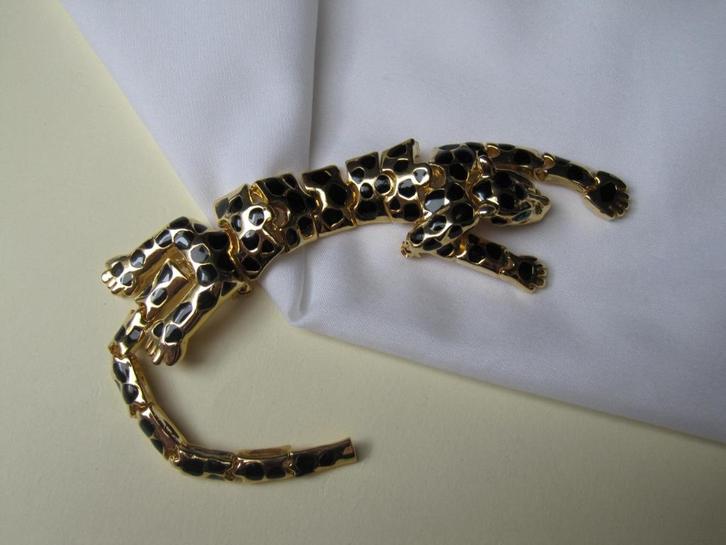 Broche jaquar/panter /goudkleurig en zwart emaille 19.5 cm., Sieraden, Tassen en Uiterlijk, Broches, Nieuw, Overige materialen
