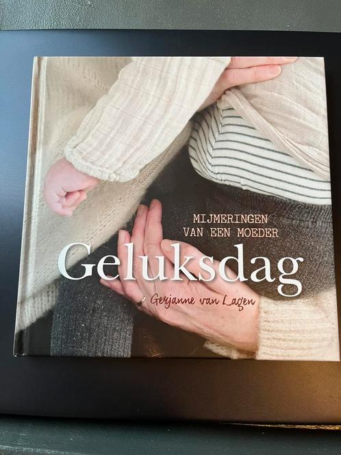 Gerjanne van Lagen - Geluksdag, Boeken, Godsdienst en Theologie, Zo goed als nieuw, Ophalen of Verzenden