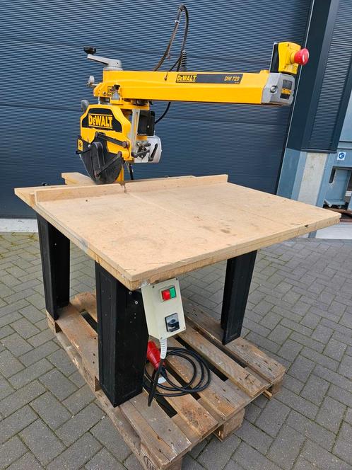 Afkortzaag Dewalt DW729, Doe-het-zelf en Verbouw, Gereedschap | Zaagmachines, Afkortzaag, 1200 watt of meer, 70 mm of meer, Ophalen