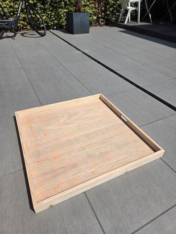 Dienblad 90 x 90 cm eikenhout. beschikbaar voor biedingen