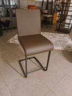 Nieuwe barkruk bruin skaileer 63cm zithoogte laatste 4 €35ps, Huis en Inrichting, Barkrukken, Ophalen, Met voetsteun, ., Nieuw