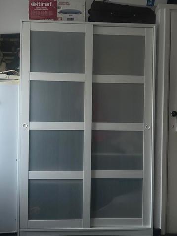 Kledingkast