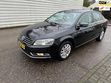 Volkswagen Passat 1.4 TSI Comfortline BlueMotion NAVI PDC AP