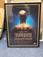 Thunderdome never dies poster met lijst, Verzamelen, Muziek, Artiesten en Beroemdheden, Ophalen of Verzenden