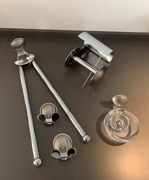 RVS badkamer accessoires duurzaam en tijdloos., Huis en Inrichting, Badkamer | Badkamermeubels, Gebruikt, Overige typen, Minder dan 100 cm