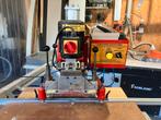 Rij/scharnierboor machine red baron, Doe-het-zelf en Verbouw, Gereedschap | Freesmachines, Ophalen, Gebruikt, Elektrisch, Overige soorten