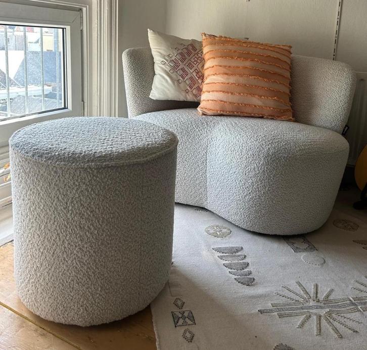 WOOOD fauteuil Stone & poef Sara, Huis en Inrichting, Banken | Sofa's en Chaises Longues, Zo goed als nieuw, Eenpersoons, Minder dan 150 cm