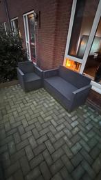 Loungebank en stoel zonder kussens, Ophalen, Kunststof, Gebruikt, 3 zitplaatsen