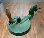 Oude bonensnijder van metaal. 30 cm. lang en 1,5 kg., Antiek en Kunst, Antiek | Keukenbenodigdheden, Ophalen of Verzenden
