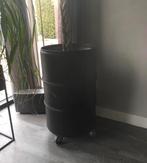 Industriele plantenbak van olievat op wieltjes, Minder dan 60 cm, Rond, Ophalen of Verzenden, Zo goed als nieuw