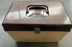 Retro vintage naaikoffer met toebehoren, Hobby en Vrije tijd, Naaien en Fournituren, Ophalen of Verzenden