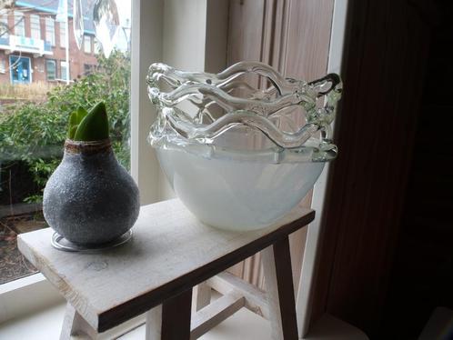 Schaal glas ~ decoratieve glazen schaal ~ kunst ~fruitschaal, Huis en Inrichting, Woonaccessoires | Schalen en Manden, Zo goed als nieuw
