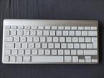 Apple Wireless Keyboard - Qwerty, Gebruikt, Multimediatoetsen, Ophalen of Verzenden, Draadloos
