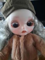 Mooie custome blythe, Ophalen of Verzenden, Zo goed als nieuw, Kleertjes