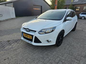 Ford Focus Wagon 1.0 EcoB. Edit. Plus,Apk,Nap,Airco,Trekhaak beschikbaar voor biedingen