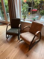 2 leren stoelen / fauteuils olijf en zandkleur, Huis en Inrichting, Stoelen, Ophalen of Verzenden, Leer, Retro, Twee