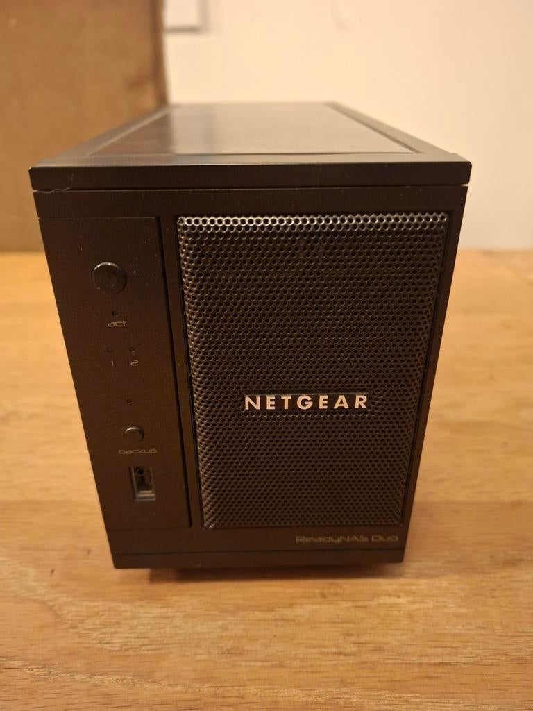 Netgear ReadyNAS DUO RND2000v2 + 2x 2TB WD HDD, Computers en Software, NAS, Ophalen of Verzenden, Gebruikt