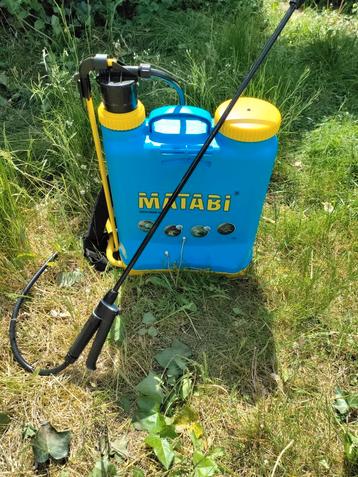 Matabi rugdrager drukspuit 12 liter beschikbaar voor biedingen