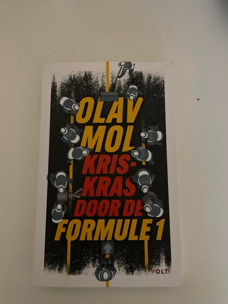 Olav Mol - Kris Kras door de Formule 1, Boeken, Ophalen of Verzenden, Zo goed als nieuw, Anekdotes en Observaties