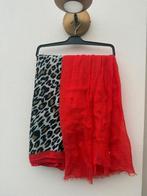 2 Sjaals rood tijger panter dieren print, Ophalen of Verzenden, Zo goed als nieuw, Maat 46/48 (XL) of groter, Sjaal