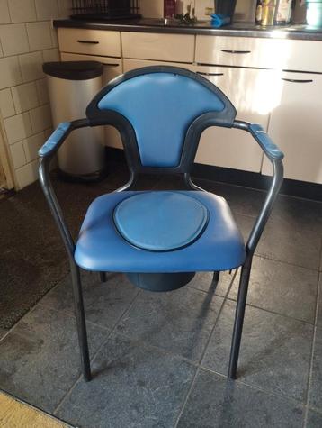 Po stoel beschikbaar voor biedingen