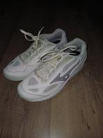 Mizuno binnenschoenen (korfbal etc)  maat 36, Ophalen, Zo goed als nieuw, Schoenen