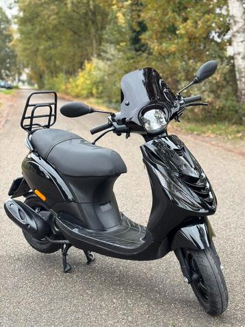 ✅ Zeer Nette Piaggio Zip Sp Snor 2017 4T BLACK ON BLACK! ✅ beschikbaar voor biedingen
