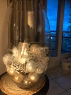 Hoge glazen vaas met 50 ornementen, Ophalen, Zo goed als nieuw