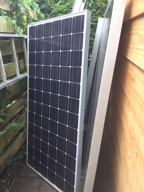 Zonnepanelen, Doe-het-zelf en Verbouw, Zonnepanelen en Toebehoren, Zo goed als nieuw, Paneel, Ophalen