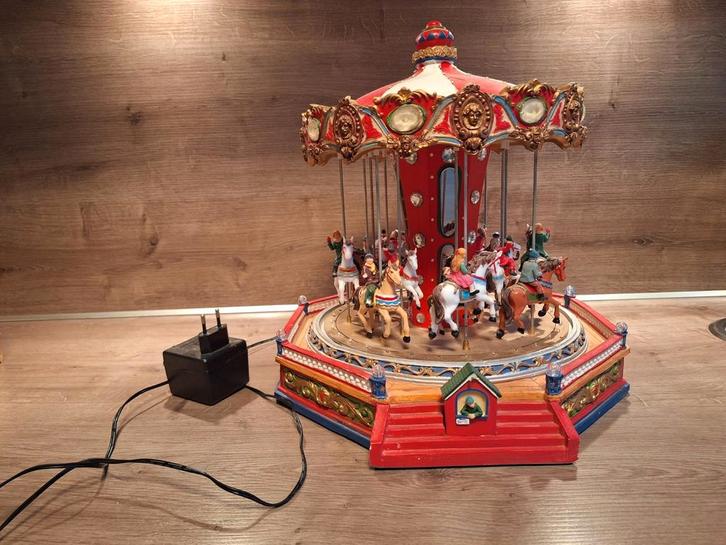 Draaiende Kerstcarrousel met Licht en Muziek, Diversen, Kerst, Ophalen of Verzenden