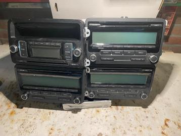 4 STUKS VW, SKODS ,SEAT Auto Radio CD beschikbaar voor biedingen