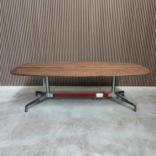 Vitra Eames Segmented Tafel, Antiek en Kunst, Antiek | Meubels | Stoelen en Banken, Ophalen of Verzenden